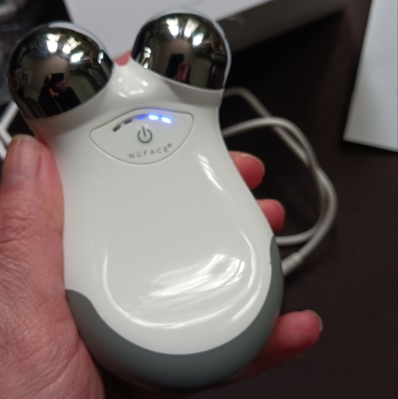 SOLD NuFace Mini (like new) - Picture 7 of 8